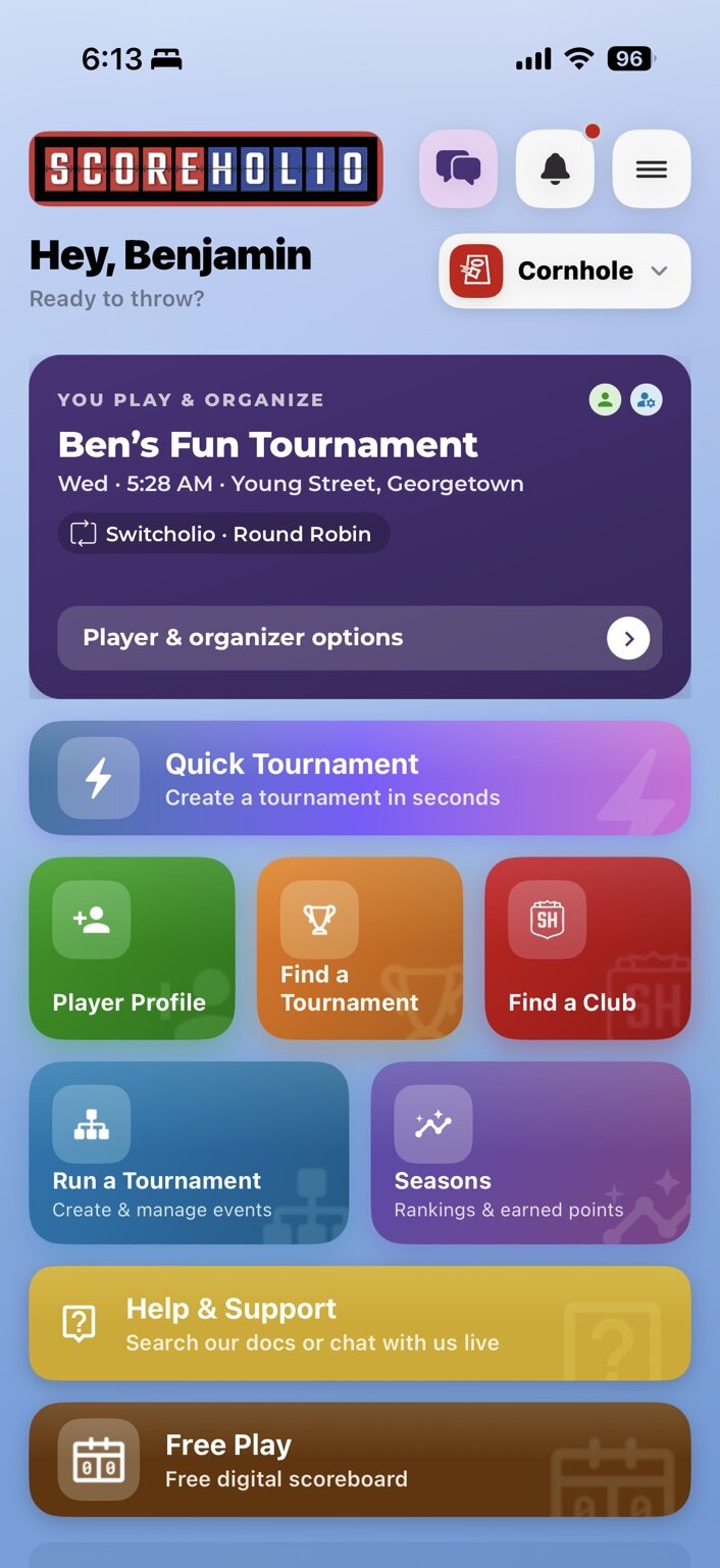 Scoreholio Home screen with the brown Free Play button